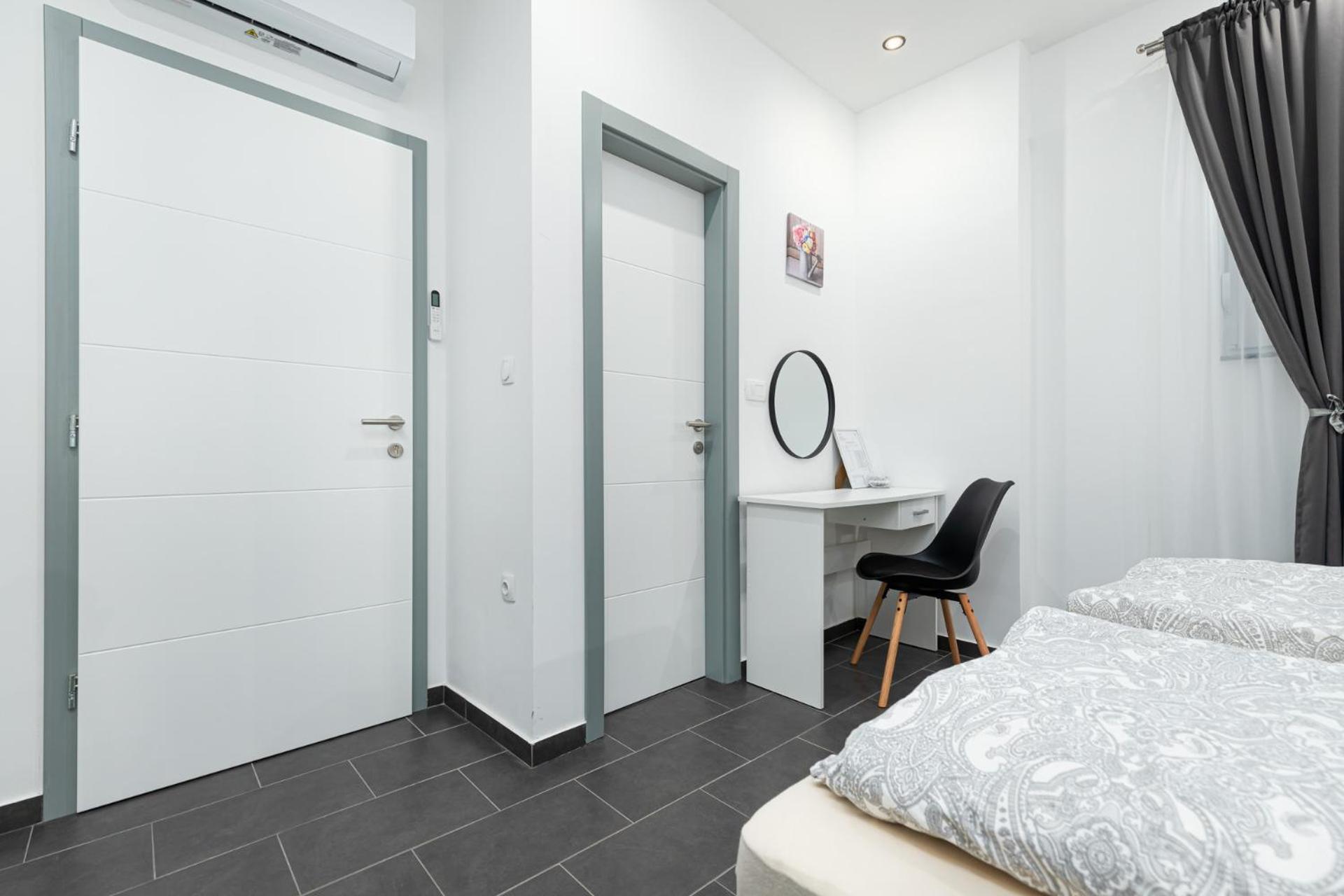 Rooms And Studio Flora Porec Luaran gambar