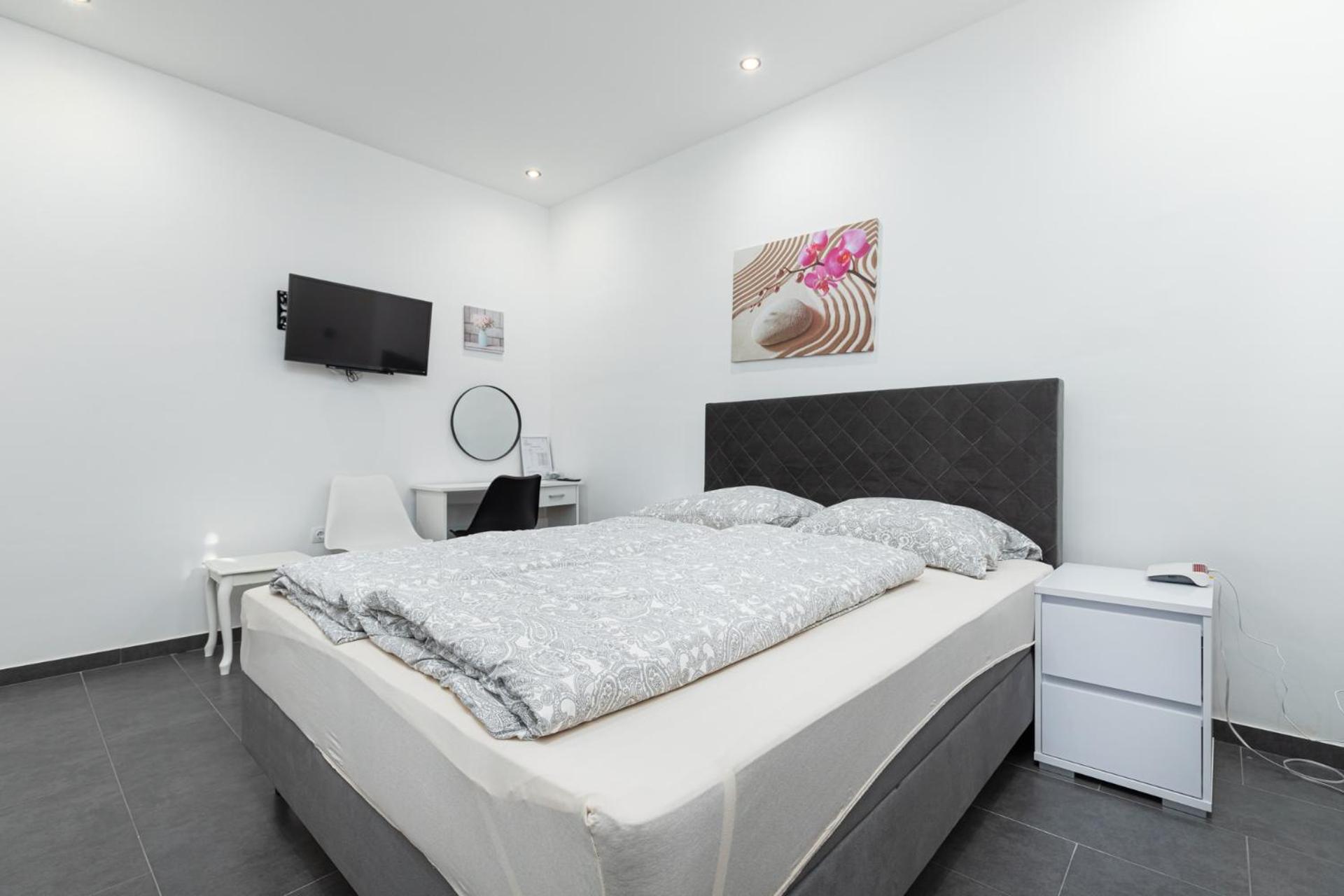 Rooms And Studio Flora Porec Luaran gambar