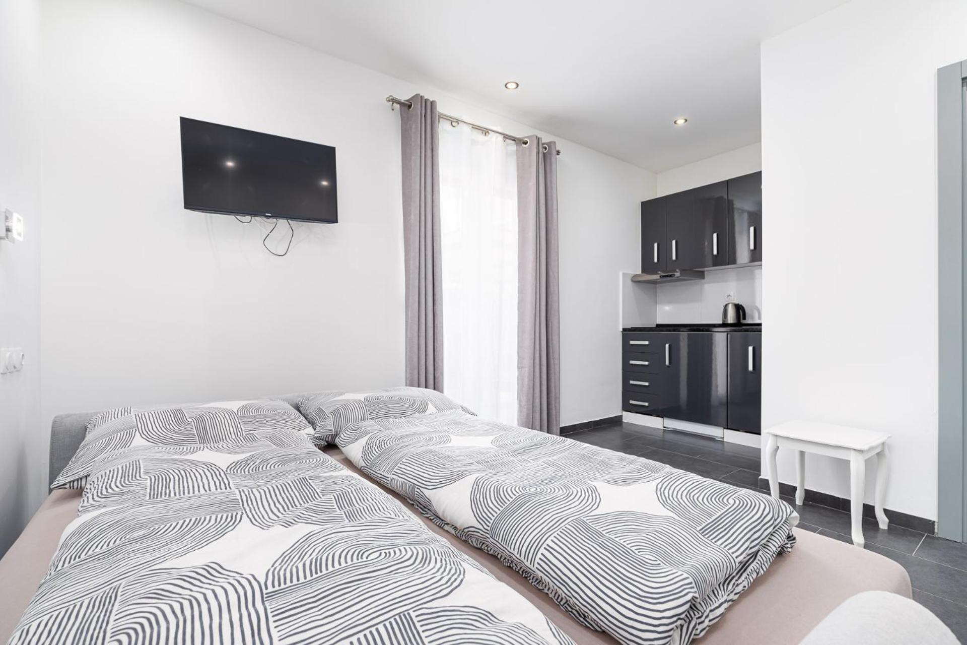 Rooms And Studio Flora Porec Luaran gambar